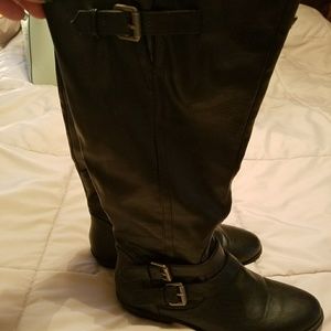 Black Madden Girl size 8 boots